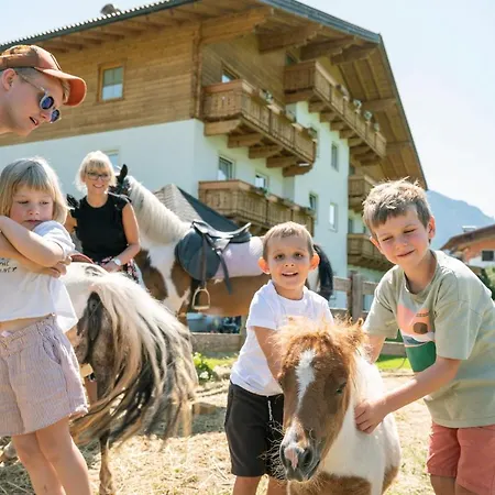 Stadler Hotel apartamentowy Flachau