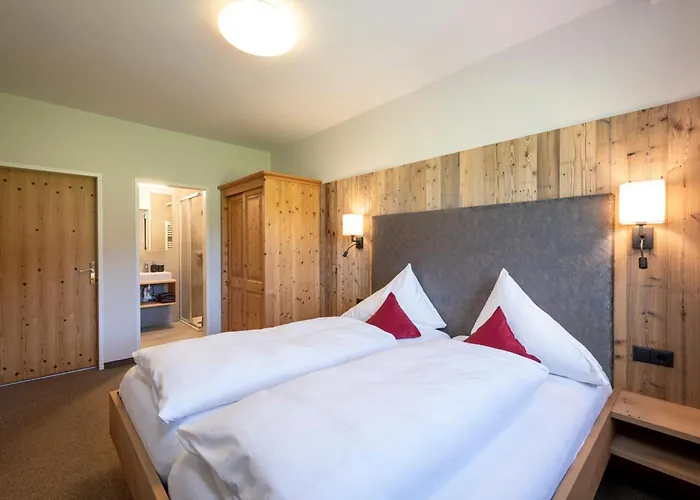 Stadler Aparthotel 3*